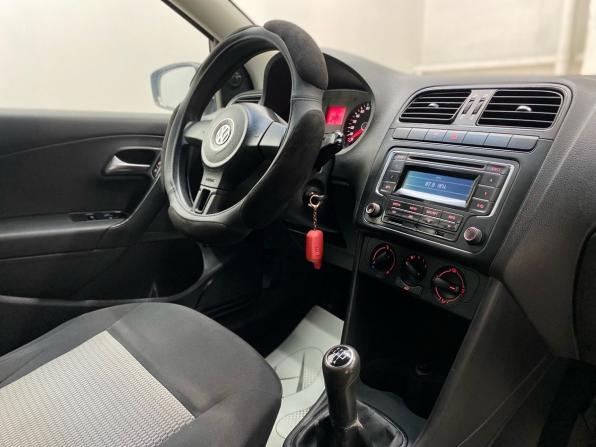 Volkswagen Polo V с пробегом 2010 года, цена 399 000 рублей, 228991 км, седан, Автокод Объявления