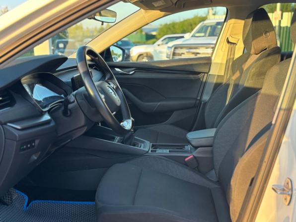Skoda Octavia IV (A8) с пробегом 2021 года, цена 2 250 000 рублей, 79201 км, лифтбек, Автокод Объявления