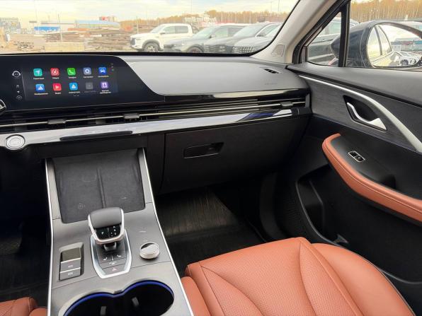Omoda C5 I с пробегом 2023 года, цена 1 575 000 рублей, 53000 км, внедорожник, Автокод Объявления