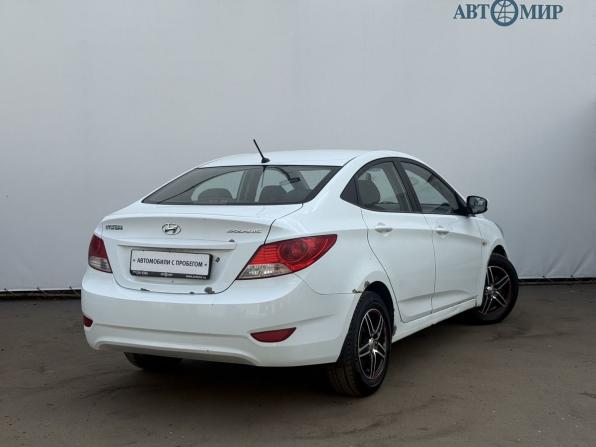Hyundai Solaris I с пробегом 2013 года, цена 585 000 рублей, 332792 км, седан, Автокод Объявления