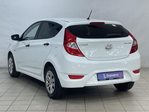 Hyundai Solaris I с пробегом 2013 года, цена 699 000 рублей, 93914 км, хэтчбек, Автокод Объявления