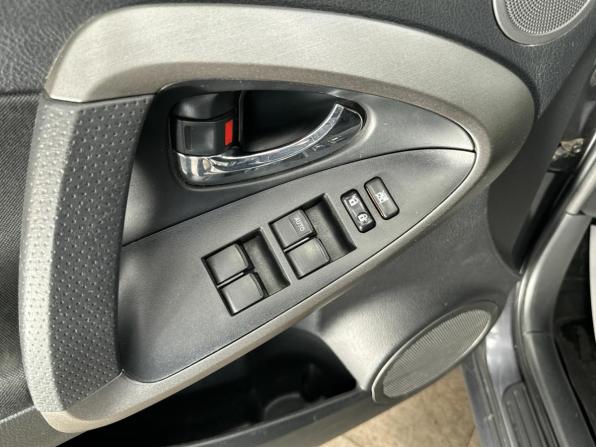 Toyota RAV4 III (XA30) Рестайлинг с пробегом 2012 года, цена 1 575 000 рублей, 143705 км, внедорожник, Автокод Объявления