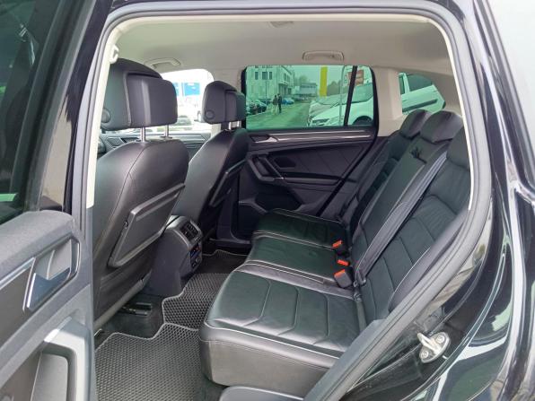 Volkswagen Tiguan II с пробегом 2017 года, цена 2 249 995 рублей, 180778 км, внедорожник, Автокод Объявления