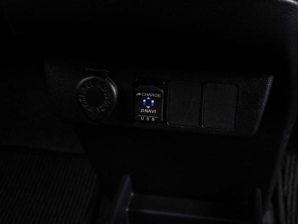 Daihatsu Mira e:S II с пробегом 2021 года, цена 999 000 рублей, 56653 км, хэтчбек, Автокод Объявления