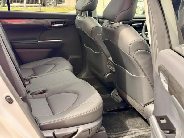 Toyota Highlander IV (XU70) с пробегом 2026 года, цена 5 550 000 рублей, 12 км, внедорожник, Автокод Объявления
