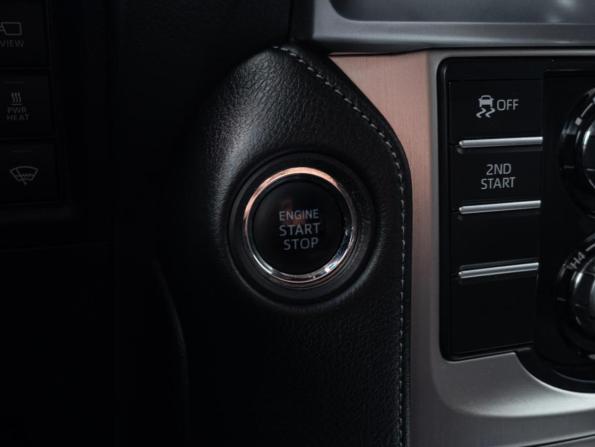 Toyota Land Cruiser Prado 150 Series Рестайлинг 3 с пробегом 2020 года, цена 5 750 000 рублей, 56538 км, внедорожник, Автокод Объявления