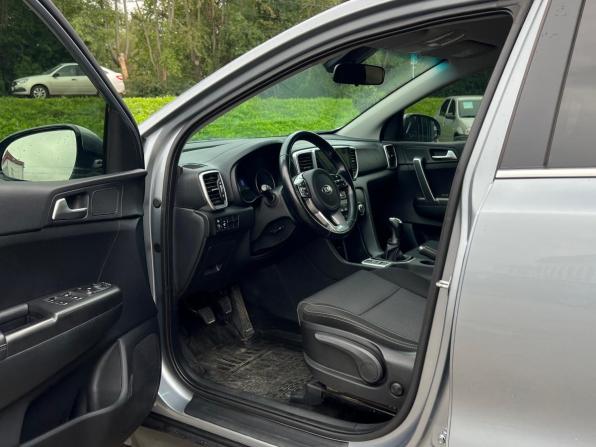 Kia Sportage IV Рестайлинг с пробегом 2019 года, цена 1 799 000 рублей, 131000 км, внедорожник, Автокод Объявления