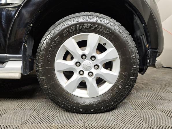 Mitsubishi Pajero IV Рестайлинг 1 с пробегом 2012 года, цена 1 899 000 рублей, 176888 км, внедорожник, Автокод Объявления