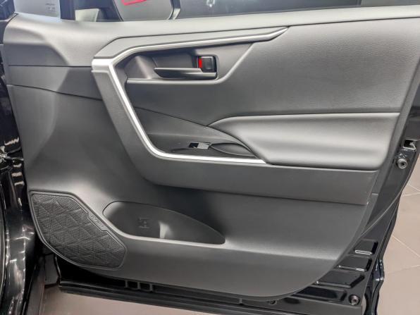 Toyota RAV4 V (XA50) с пробегом 2025 года, цена 3 900 000 рублей, 5557 км, внедорожник, Автокод Объявления