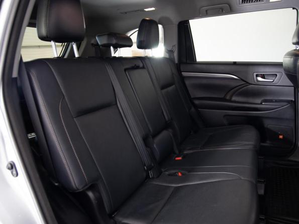 Toyota Highlander III (XU50) Рестайлинг с пробегом 2016 года, цена 3 399 000 рублей, 143343 км, внедорожник, Автокод Объявления