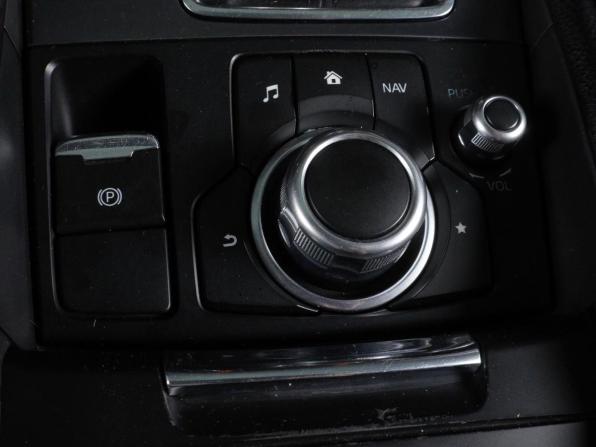 Mazda 6 III (GJ) Рестайлинг с пробегом 2018 года, цена 1 780 000 рублей, 146406 км, седан, Автокод Объявления