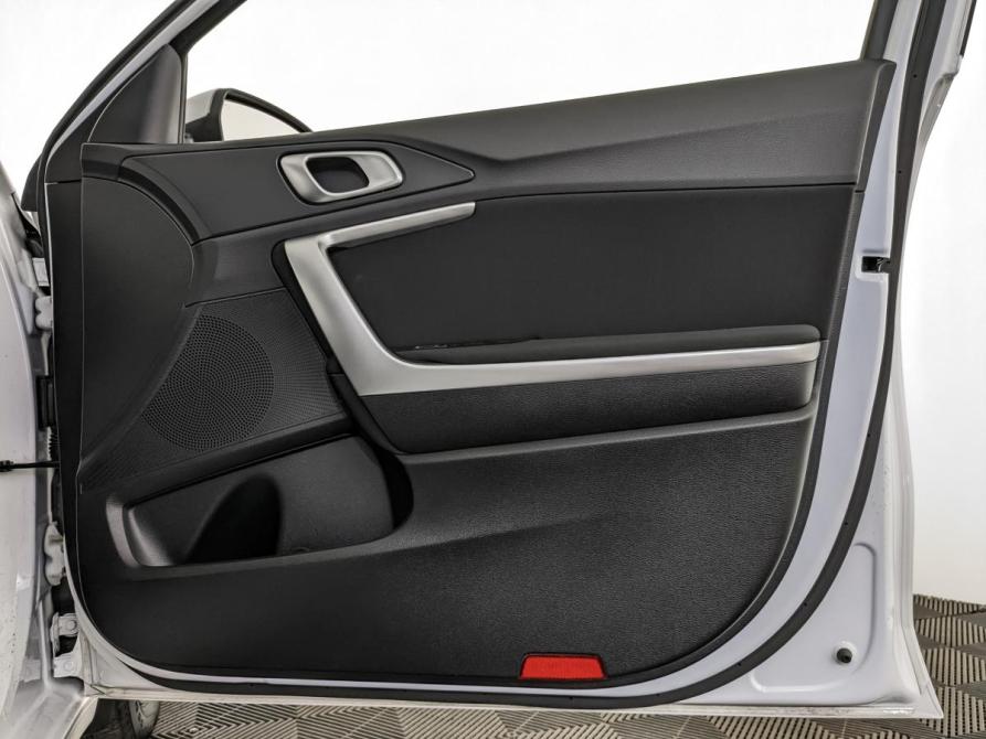 Kia Ceed III Рестайлинг Санкт-Петербург  - изображение 25