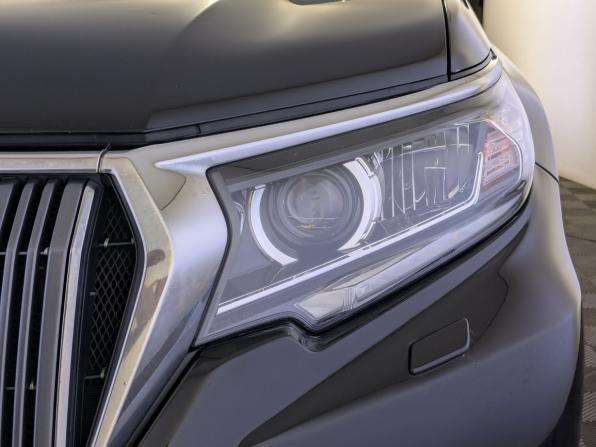 Toyota Land Cruiser Prado 150 Series Рестайлинг 2 с пробегом 2018 года, цена 4 556 500 рублей, 187476 км, внедорожник, Автокод Объявления