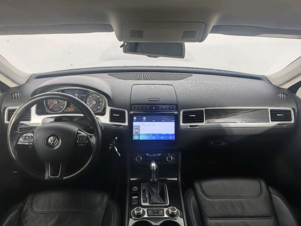 Volkswagen Touareg II Рестайлинг с пробегом 2015 года, цена 2 300 000 рублей, 212000 км, внедорожник, Автокод Объявления