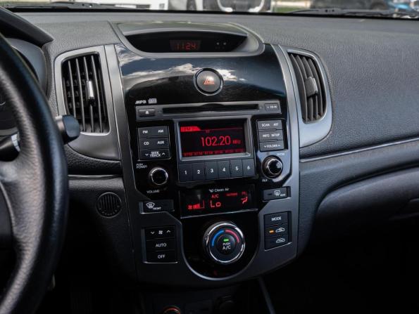 Kia Cerato II с пробегом 2012 года, цена 870 000 рублей, 241400 км, купе, Автокод Объявления