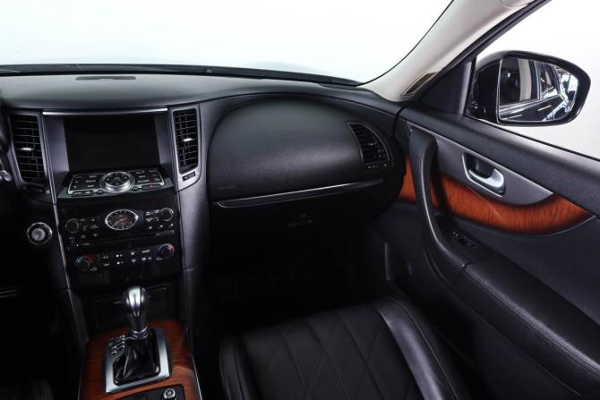Infiniti FX II (S51) Рестайлинг с пробегом 2012 года, цена 1 789 000 рублей, 216600 км, внедорожник, Автокод Объявления