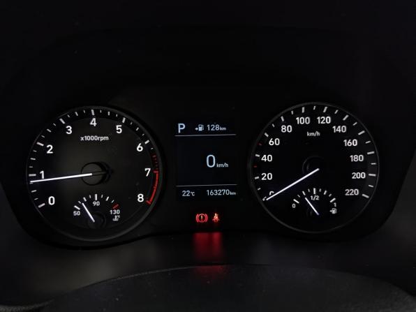 Hyundai Solaris II с пробегом 2017 года, цена 1 175 000 рублей, 163268 км, седан, Автокод Объявления