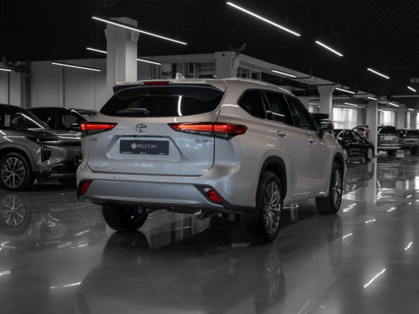 Toyota Highlander IV (XU70) с пробегом 2026 года, цена 5 650 000 рублей, 50 км, внедорожник, Автокод Объявления