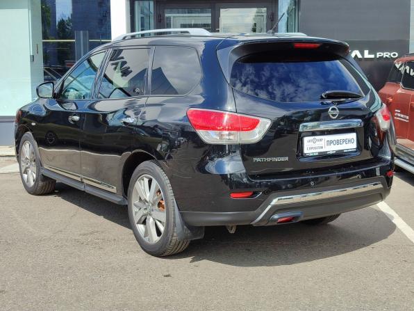 Nissan Pathfinder IV с пробегом 2015 года, цена 1 919 000 рублей, 73917 км, внедорожник, Автокод Объявления