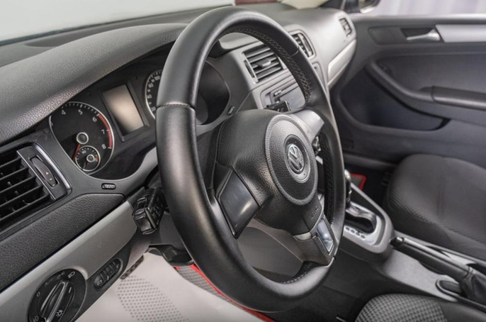 Volkswagen Jetta VI Томск  - изображение 13