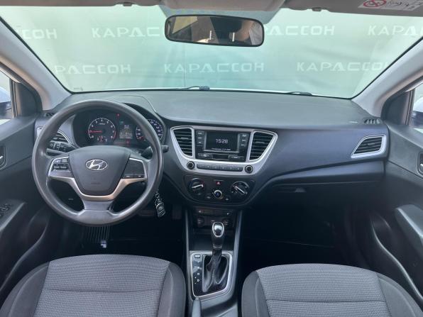 Hyundai Solaris II с пробегом 2019 года, цена 945 000 рублей, 95805 км, седан, Автокод Объявления