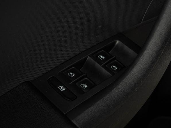 Skoda Rapid I Рестайлинг с пробегом 2019 года, цена 1 330 000 рублей, 95702 км, лифтбек, Автокод Объявления