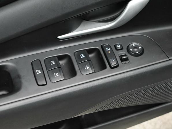Hyundai Elantra VII (CN7) Рестайлинг с пробегом 2025 года, цена 2 870 000 рублей, 151 км, седан, Автокод Объявления
