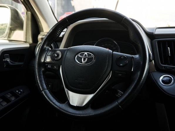 Toyota RAV4 IV (XA40) с пробегом 2013 года, цена 2 255 800 рублей, 178239 км, внедорожник, Автокод Объявления