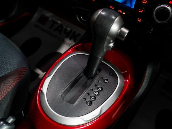 Nissan Juke I с пробегом 2012 года, цена 1 050 000 рублей, 156120 км, внедорожник, Автокод Объявления