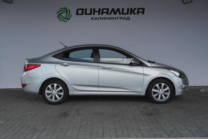 Hyundai Solaris I Рестайлинг с пробегом 2015 года, цена 1 230 000 рублей, 98462 км, седан, Автокод Объявления