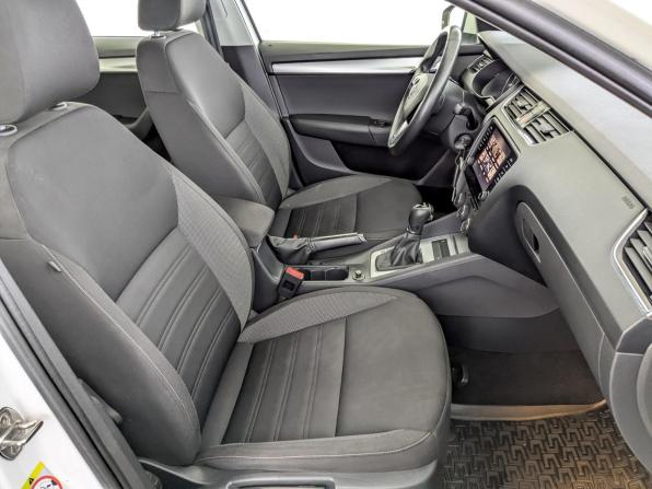 Skoda Octavia III (A7) Рестайлинг с пробегом 2020 года, цена 1 805 000 рублей, 118839 км, лифтбек, Автокод Объявления