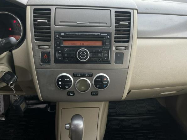Nissan Tiida I Рестайлинг с пробегом 2012 года, цена 799 000 рублей, 180000 км, хэтчбек, Автокод Объявления