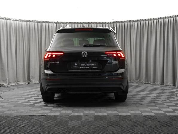 Volkswagen Tiguan II с пробегом 2017 года, цена 2 580 000 рублей, 103752 км, внедорожник, Автокод Объявления