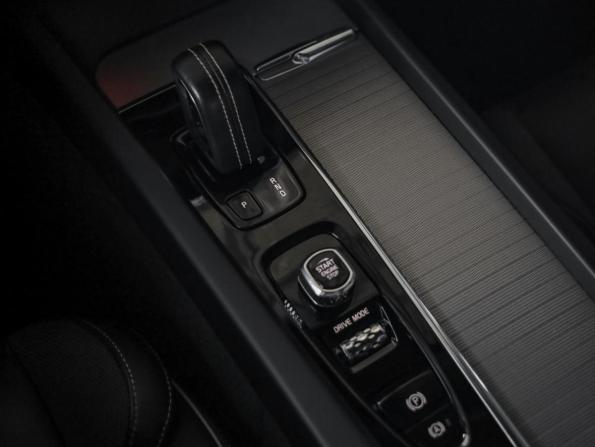 Volvo XC60 II с пробегом 2019 года, цена 3 599 000 рублей, 119299 км, внедорожник, Автокод Объявления