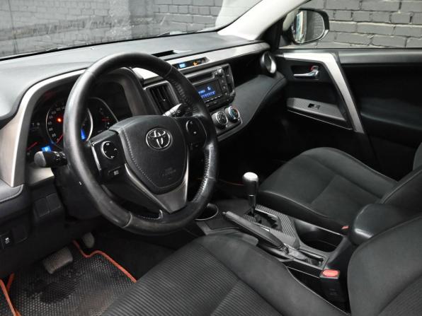 Toyota RAV4 IV (XA40) с пробегом 2013 года, цена 1 900 000 рублей, 244556 км, внедорожник, Автокод Объявления
