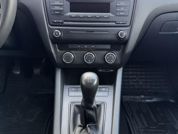 Skoda Octavia III (A7) с пробегом 2014 года, цена 850 000 рублей, 211520 км, лифтбек, Автокод Объявления