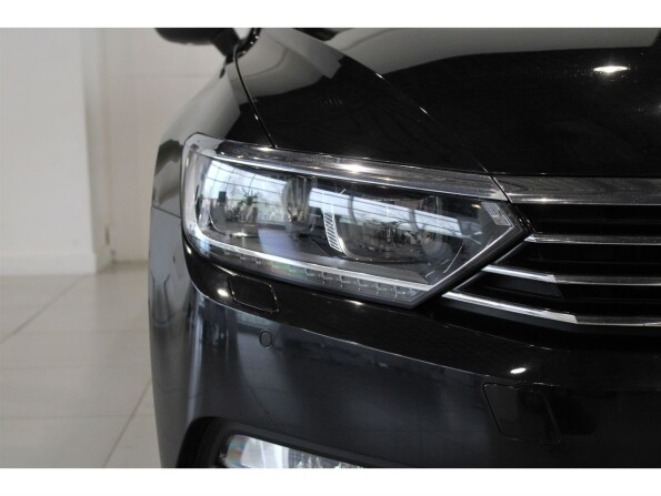 Volkswagen Passat B8 с пробегом 2017 года, цена 2 298 000 рублей, 99000 км, седан, Автокод Объявления