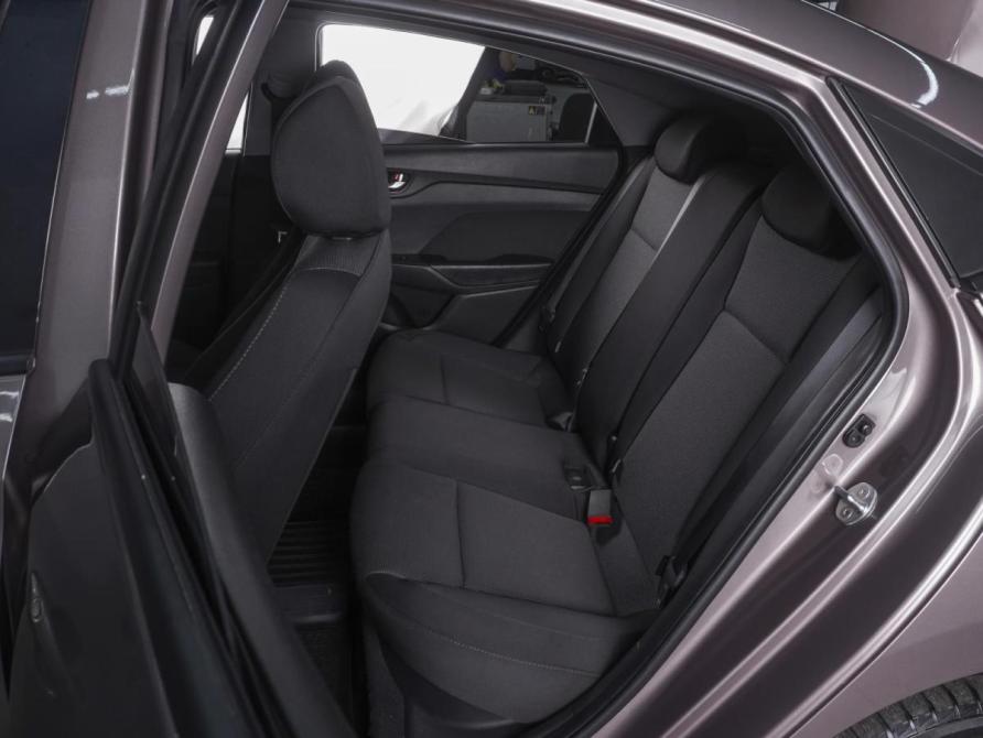 Hyundai Solaris II Ростов-на-Дону  - изображение 9