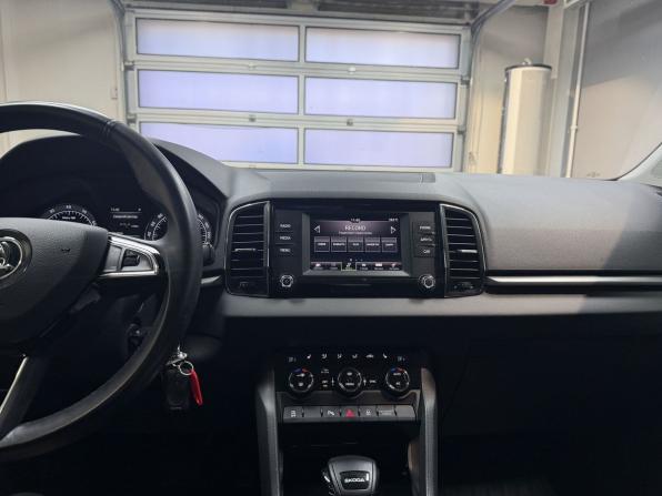 Skoda Karoq I с пробегом 2020 года, цена 2 470 000 рублей, 84541 км, внедорожник, Автокод Объявления