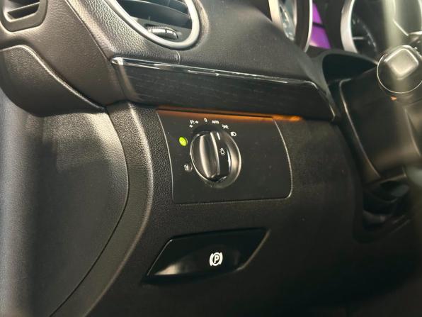 Mercedes-Benz GL-Класс I (X164) Рестайлинг с пробегом 2012 года, цена 1 927 000 рублей, 316881 км, внедорожник, Автокод Объявления
