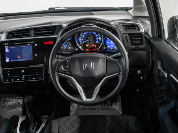 Honda Fit III с пробегом 2013 года, цена 949 500 рублей, 119081 км, хэтчбек, Автокод Объявления