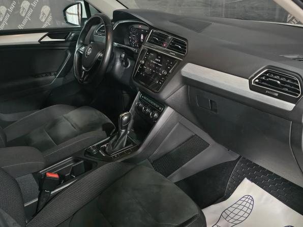 Volkswagen Tiguan II с пробегом 2018 года, цена 2 700 000 рублей, 157400 км, внедорожник, Автокод Объявления