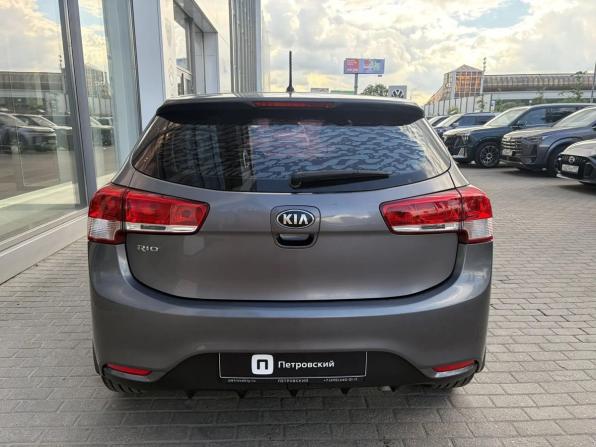Kia Rio III Рестайлинг с пробегом 2016 года, цена 855 000 рублей, 117536 км, хэтчбек, Автокод Объявления