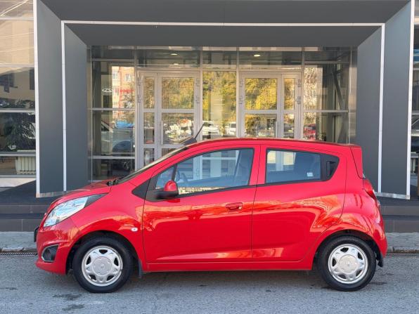 Chevrolet Spark III (M300) Рестайлинг с пробегом 2023 года, цена 1 095 000 рублей, 41000 км, хэтчбек, Автокод Объявления