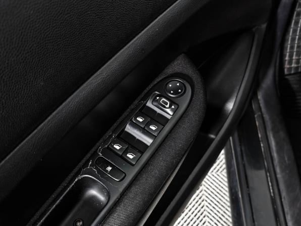 Peugeot 307 I Рестайлинг с пробегом 2007 года, цена 209 000 рублей, 280484 км, хэтчбек, Автокод Объявления
