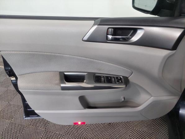 Subaru Forester III Рестайлинг с пробегом 2012 года, цена 1 230 000 рублей, 232000 км, внедорожник, Автокод Объявления