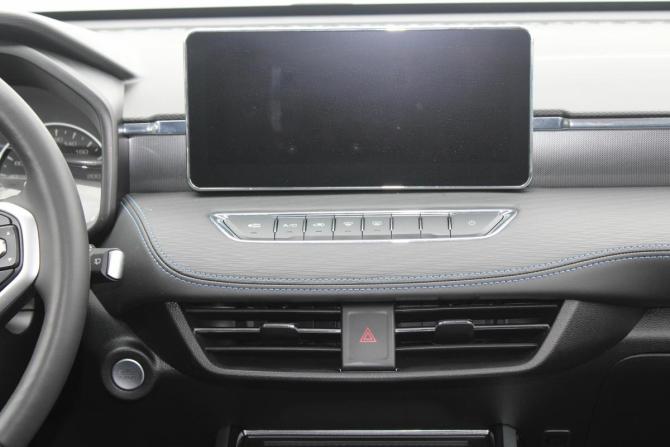 Haval Jolion I Рестайлинг с пробегом 2024 года, цена 1 850 000 рублей, 46000 км, внедорожник, Автокод Объявления
