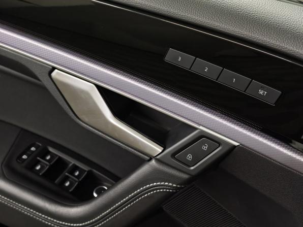 Volkswagen Touareg III с пробегом 2021 года, цена 6 800 000 рублей, 92971 км, внедорожник, Автокод Объявления