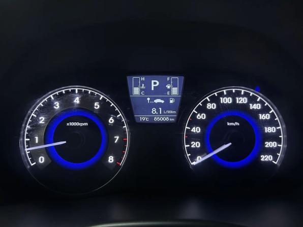Hyundai Solaris I Рестайлинг с пробегом 2015 года, цена 1 119 000 рублей, 85000 км, седан, Автокод Объявления