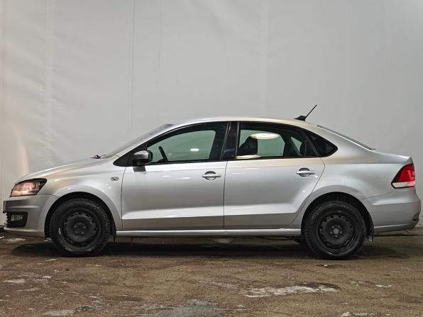 Volkswagen Polo V Рестайлинг с пробегом 2017 года, цена 759 000 рублей, 110912 км, седан, Автокод Объявления